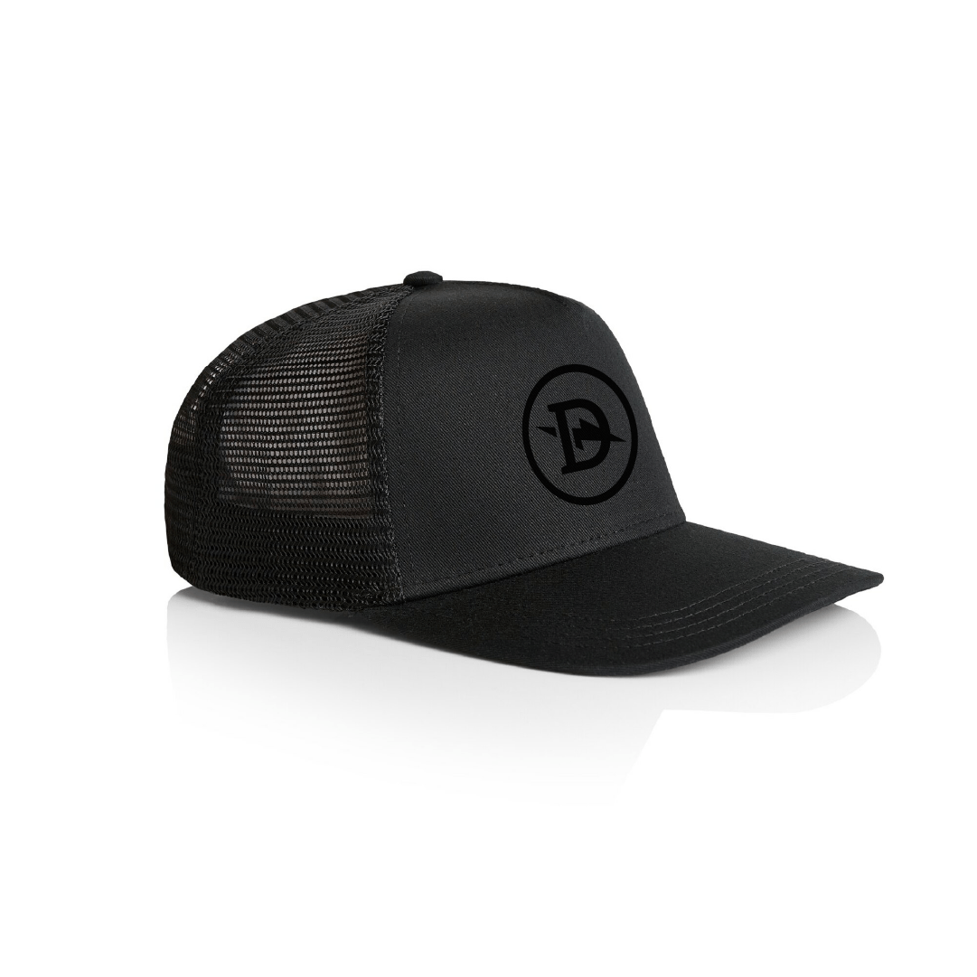 220715-merch-trucker-black-angle